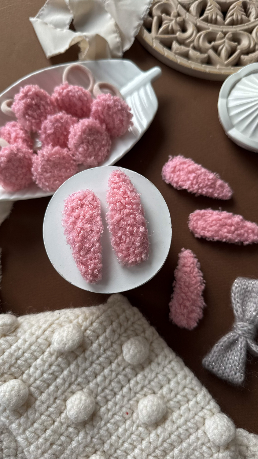 Заколка мягкая букле, цвет нежно-розовый Заколка мягкая букле, цвет нежно-розовый