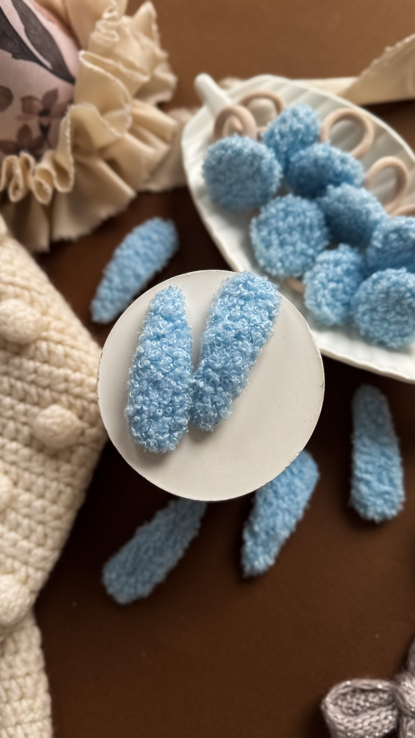 Заколка мягкая букле, цвет голубой Заколка мягкая букле, цвет голубой